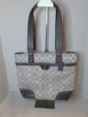 Coach Signature Hampton turn- Lock Tote In Silver And Gray Fabric- Style F13973